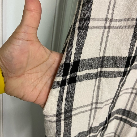 D2- AMERICAN HOLIC Plaid LINEN-Blend Maxi Dress - Picture 4 of 8